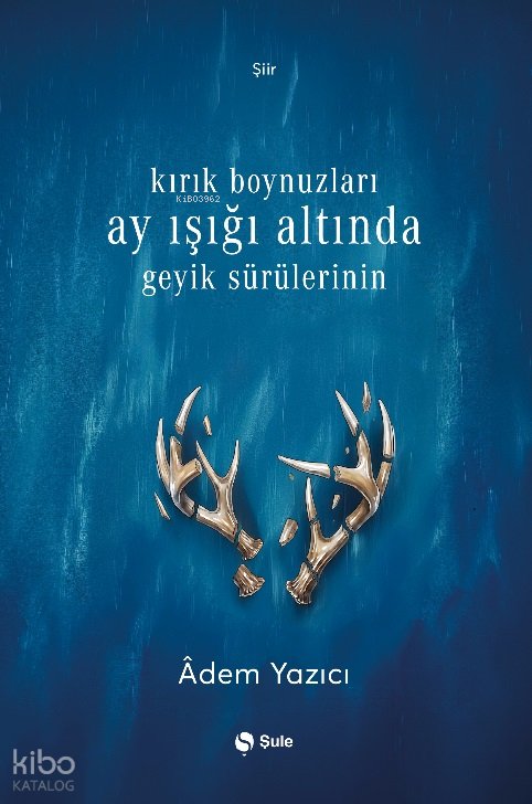 Kırık Boynuzları Ay Işığı Altında Geyik Sürülerinin