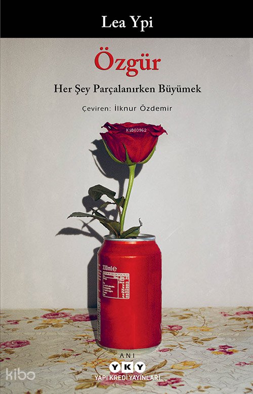 Özgür: Her Şey Parçalanırken Büyümek